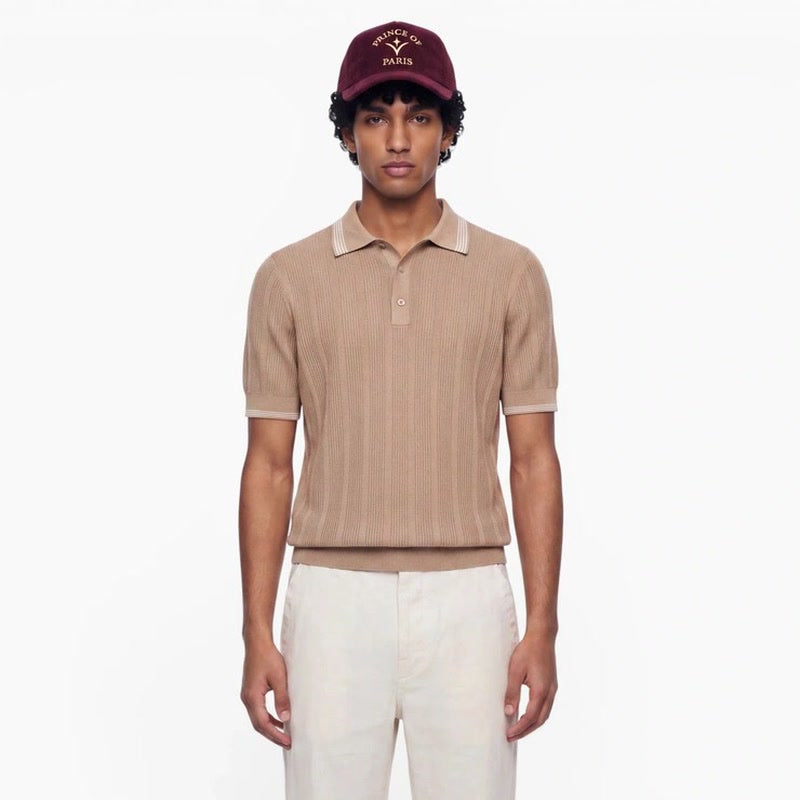 Résidence Club Prince of Paris  Burgundy Cap – Vorderansicht am Model